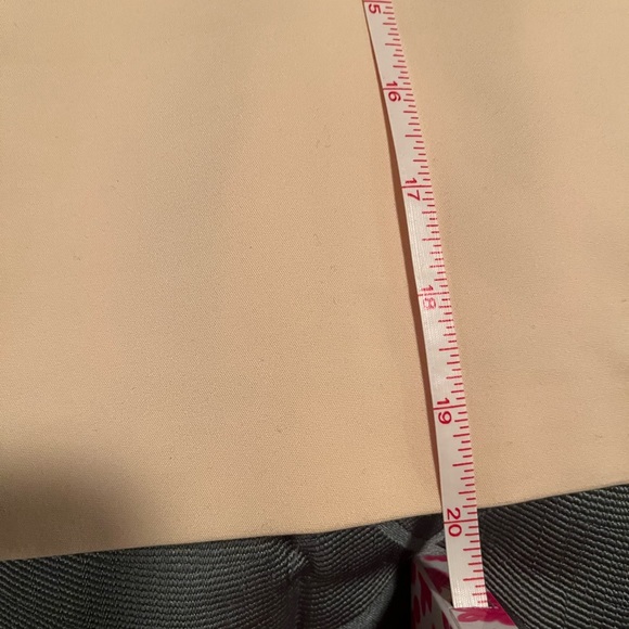 Medium Zara Basic Light Peach Skirt - Picture 6 of 10